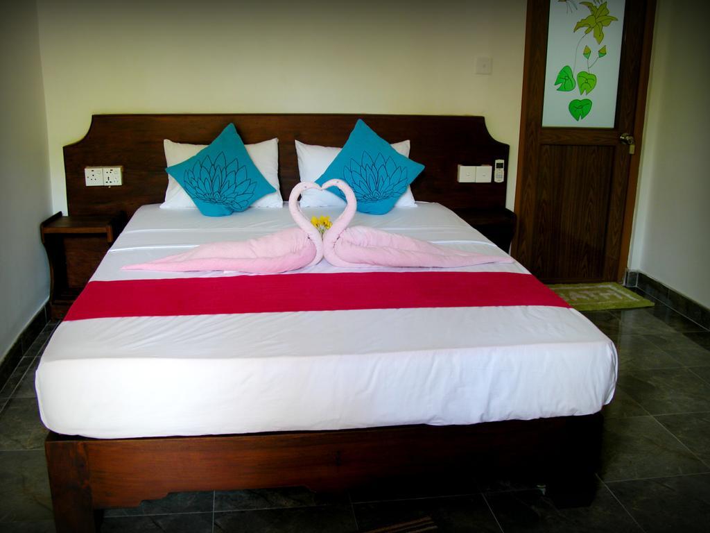 Gangadiya Lodge Сігірія Екстер'єр фото